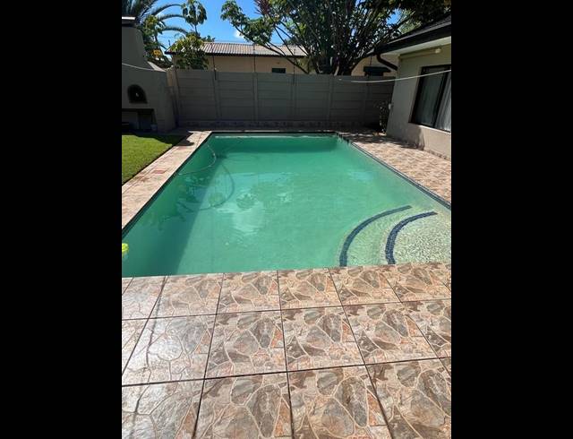 4 BEDROOM HOUSE FOR SALE IN AKASIA